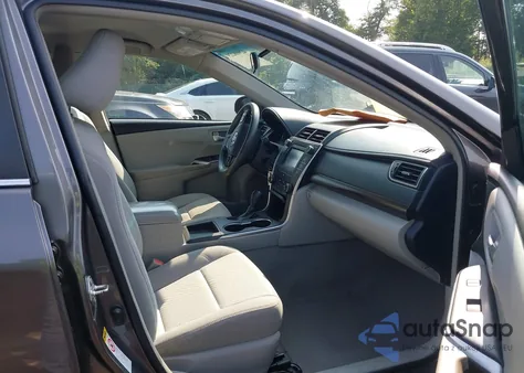 2016 Toyota Camry Le z USA, uszkodzony, nr VIN 4T4BF1FK8GR570922